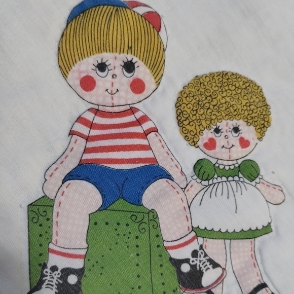 Vintage 70s Ragdoll Quilted Blanket Toddler Baby Crib Handmade 50"x44" White Mul - Picture 4 of 6